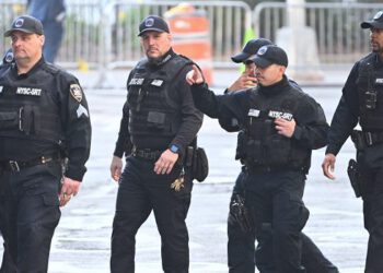 US: White police officer cleared over death of black man