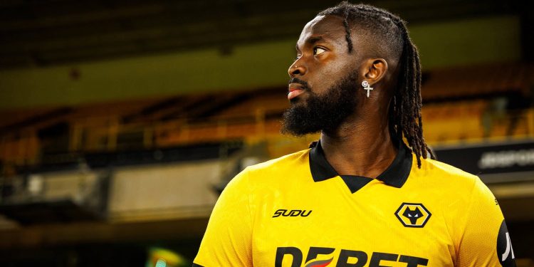 Arokodare fined after dressing room clash as Wolves struggles deepen