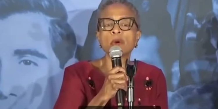 US Bishop Sparks Debate, Calls for ‘Third Testament’ Over “Problematic” Scriptures