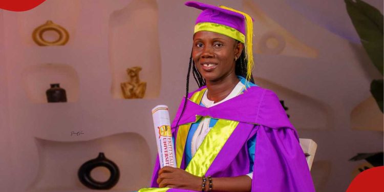 Woman returns to pursue bachelor's degree after 25 years, graduates with 1st class honours