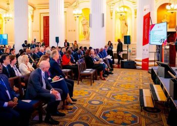 “Bring your capital to Lagos” – Gov Sanwo-Olu begs investors in London