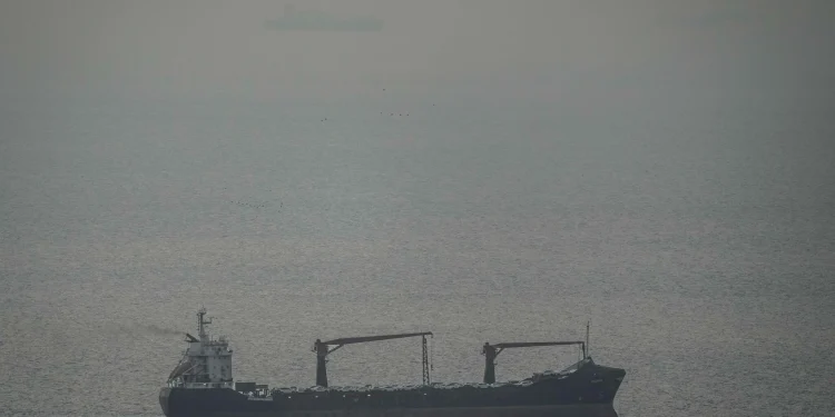 Hormuz traffic remains at a trickle as US blockade of Iranian ports appears to hold