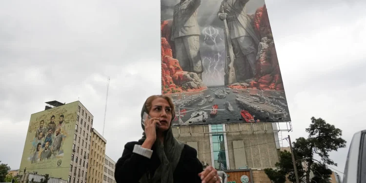 Iran says it won’t reopen Strait of Hormuz as long as US is blockading ports