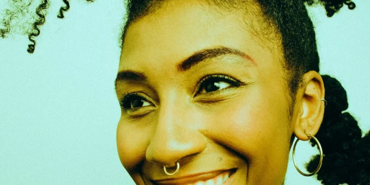 British-Sierra Leonean Artist, Ejatu Shaw, Features On Glo-sponsored African Voices