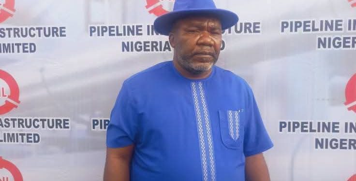 Amb. Emeni Ibe Commends PINL Over Award Of Scholarship To 600 Bayelsa Students 