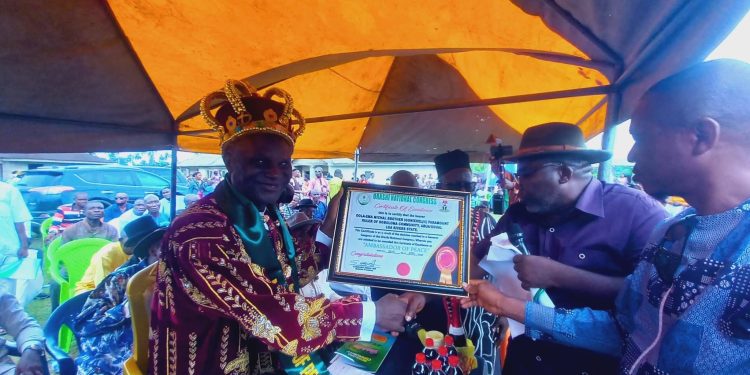 Amb Ibe Kneels in Emotional Appeal as ONC Honours Ogboloma Monarch