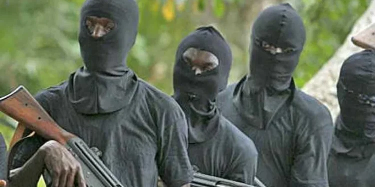 Armed bandits invade Kwara community, kill one resident