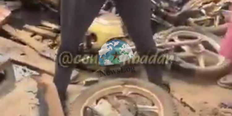 BREAKING: Panic In Ibadan As Container Falls on Okada Riders and Keke at Moletee, People Still Trapped Under Heavy Load