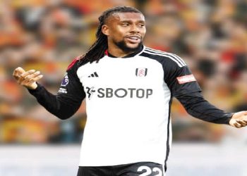 Iwobi hails Osimhen winning mentality