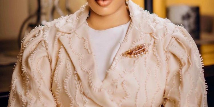 Queen Zaynab Obanor Celebrates New Age With Uncommon Generosity