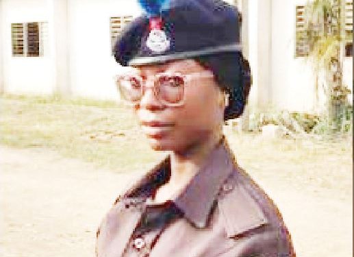 Gunmen kill female Man O’War officer in Oyo highway ambush