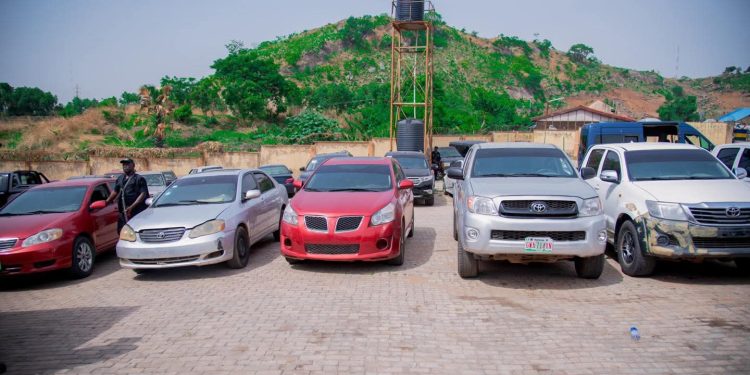 Police bust armed robbery syndicate, recover stolen vehicles in Kaduna