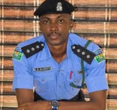 Ogun: Female suspect arrested over stolen mini bus