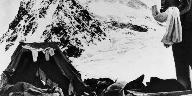 Jim Whittaker, first American climber to scale Mt. Everest, dies at 97